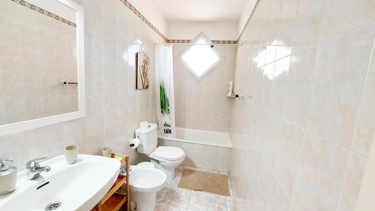 Centric 2 Bedrooms Apartment Near To The Beach - By Tenerifehints El Médano Extérieur photo
