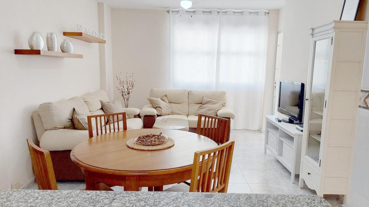 Centric 2 Bedrooms Apartment Near To The Beach - By Tenerifehints El Médano Extérieur photo